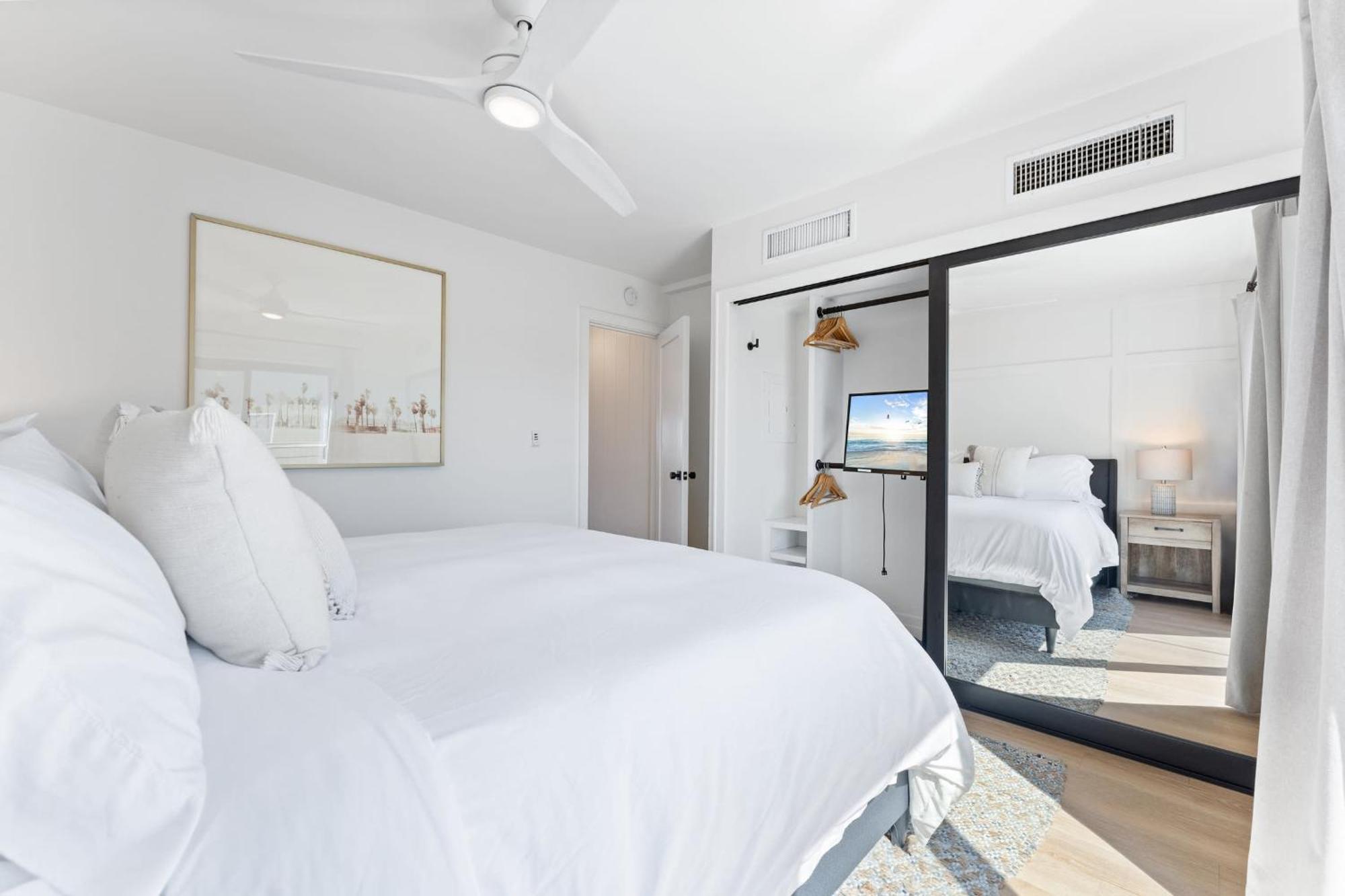 Holiday home Luxury S Oceanfront Unit With Rooftop & Hot Tub - Ac *